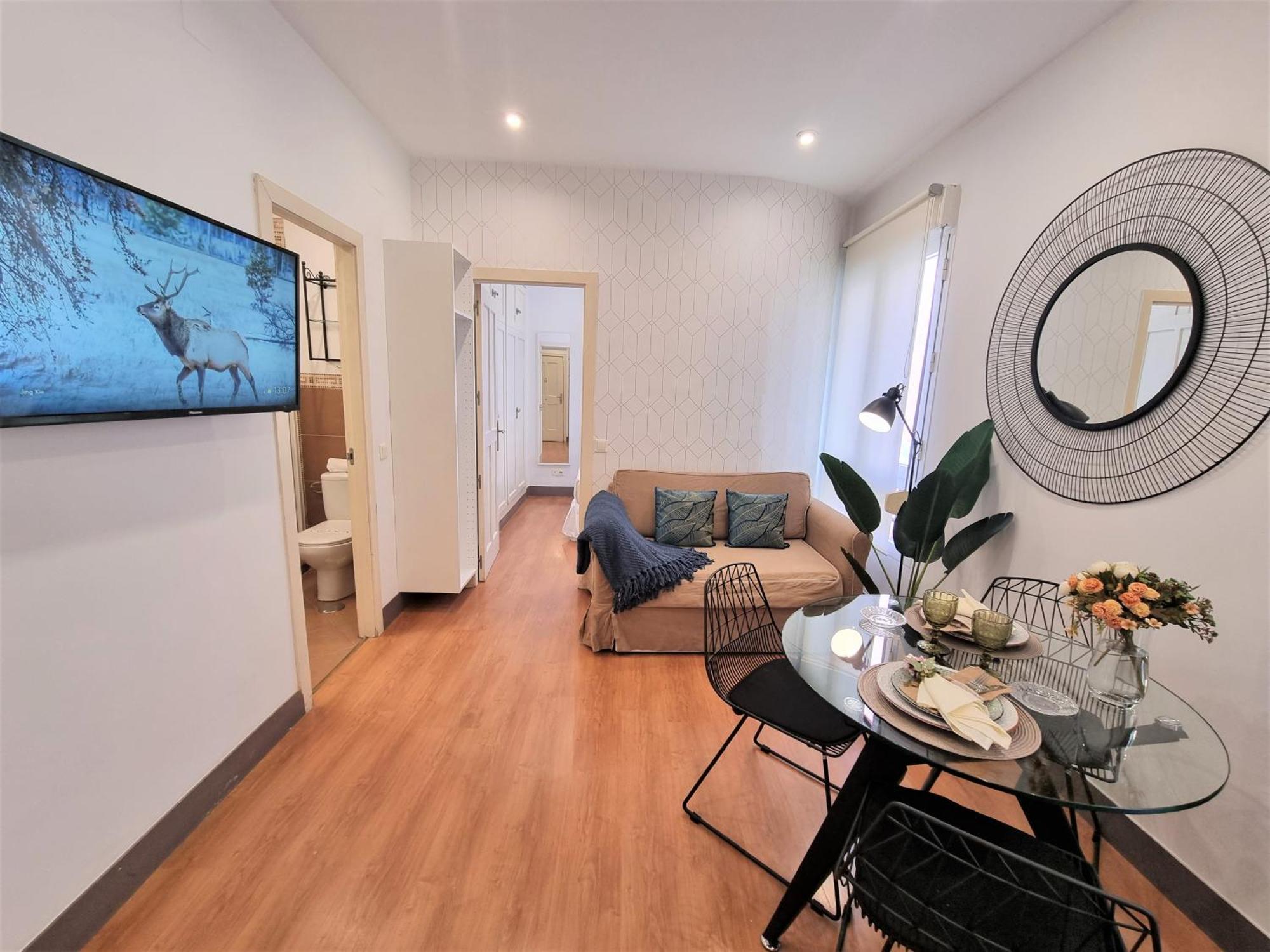 Molina - La Latina Apartment มาดริด ภายนอก รูปภาพ