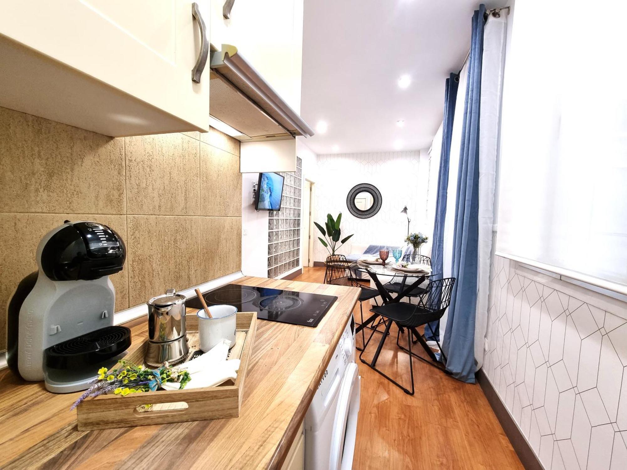 Molina - La Latina Apartment มาดริด ภายนอก รูปภาพ